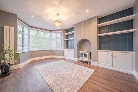 4 bedroom semi-detached house to rent, Stonor Park Road, Solihull