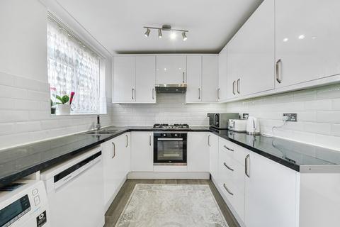3 bedroom terraced house for sale, Manor Road, Mitcham CR4