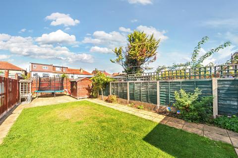 3 bedroom terraced house for sale, Manor Road, Mitcham CR4