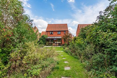 4 bedroom detached house for sale, Chapel Road, Foxley
