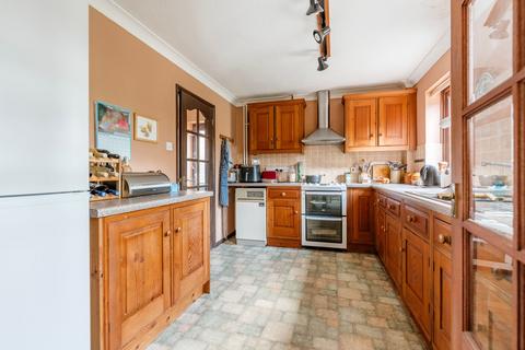 4 bedroom detached house for sale, Chapel Road, Foxley