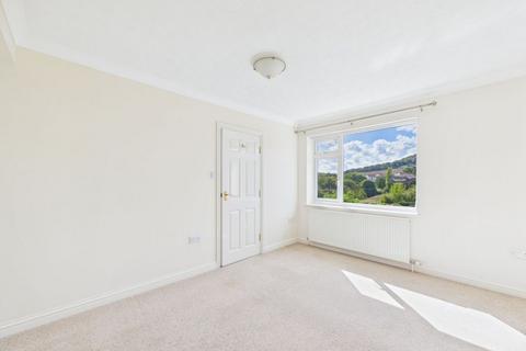 undefined, Charworth, Fylingthorpe