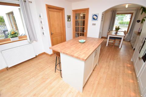 35 Wards Drive, Muir Of Ord, IV6 7PX