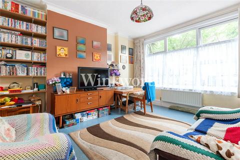 4 bedroom terraced house for sale, Arnold Gardens, London, N13