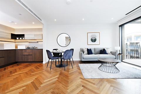 2 bedroom flat to rent, 1 Parkland Walk, London SW6