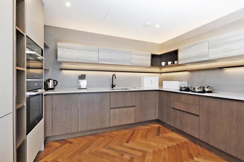 2 bedroom flat to rent, 1 Parkland Walk, London SW6