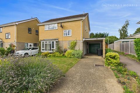 3 bedroom detached house for sale, Dene Way, Biggleswade SG18
