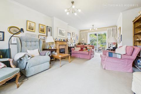 3 bedroom detached house for sale, Dene Way, Biggleswade SG18