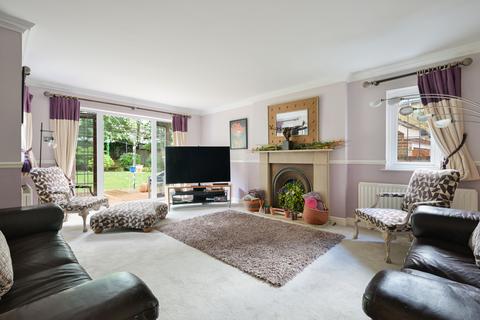 5 bedroom detached house for sale, Claremount Gardens, Surrey KT18