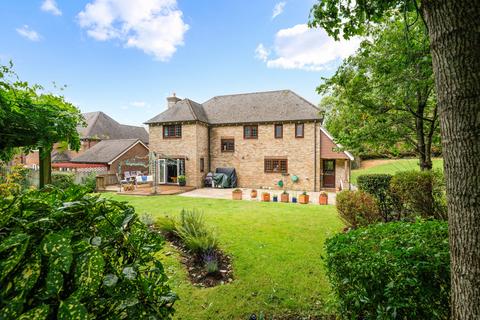 5 bedroom detached house for sale, Claremount Gardens, Surrey KT18