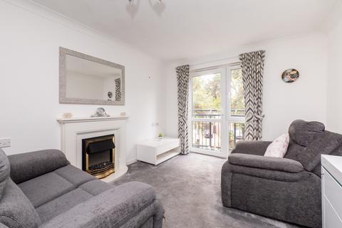 undefined, Queens Road, Sutton SM2