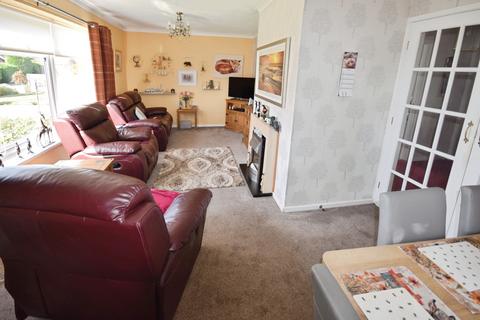 3 bedroom detached bungalow for sale, Melbourne Drive, Skegness PE25