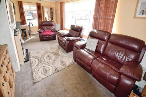 3 bedroom detached bungalow for sale, Melbourne Drive, Skegness PE25