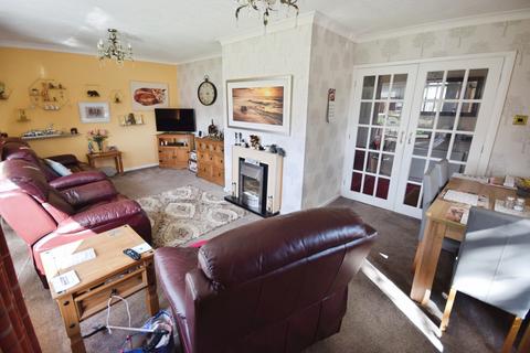 3 bedroom detached bungalow for sale, Melbourne Drive, Skegness PE25