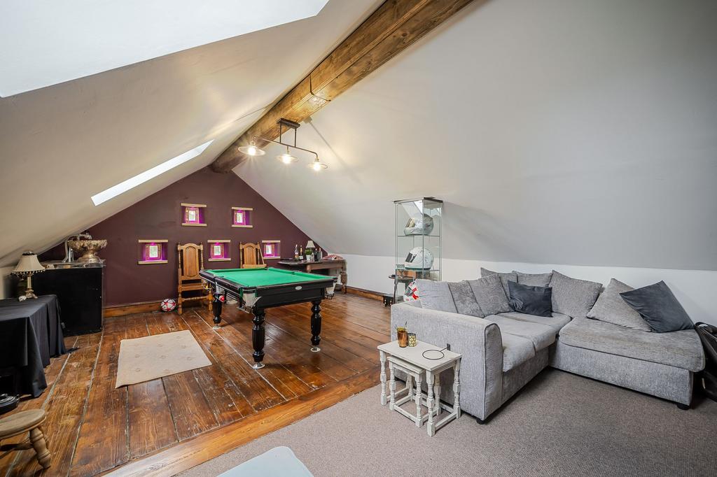 Games room over garage