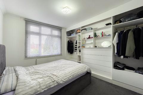 16 Lingfield Road, Gravesend, DA12 5AH