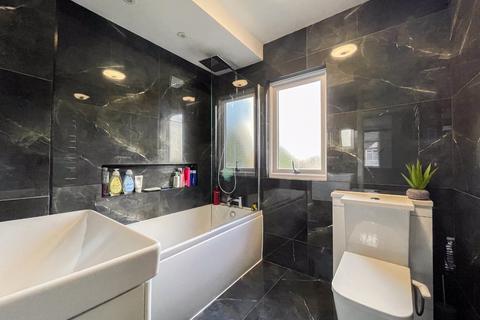 16 Lingfield Road, Gravesend, DA12 5AH