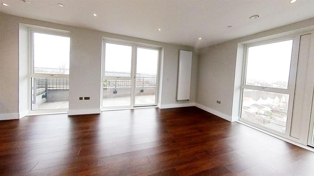 Greenview-Court-Unfurnished(1).jpg
