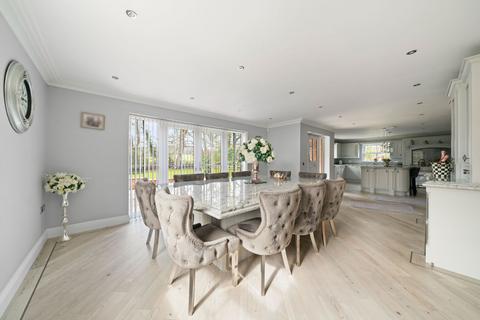 5 bedroom detached house for sale, Hatherley House, Aldermaston Road