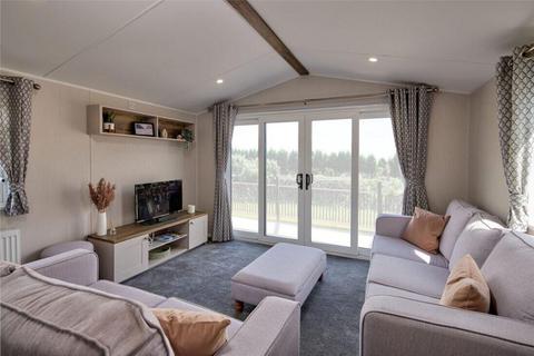 2 bedroom mobile home for sale, Crossburn Holiday Park, Peebles EH45