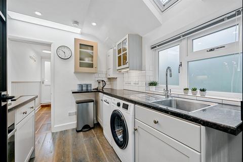 undefined, South Side, Gerrards Cross, SL9