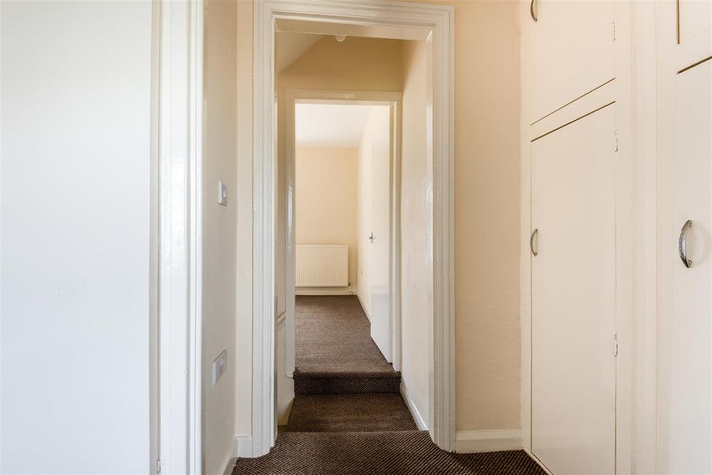 122 Manor Road-8.jpg