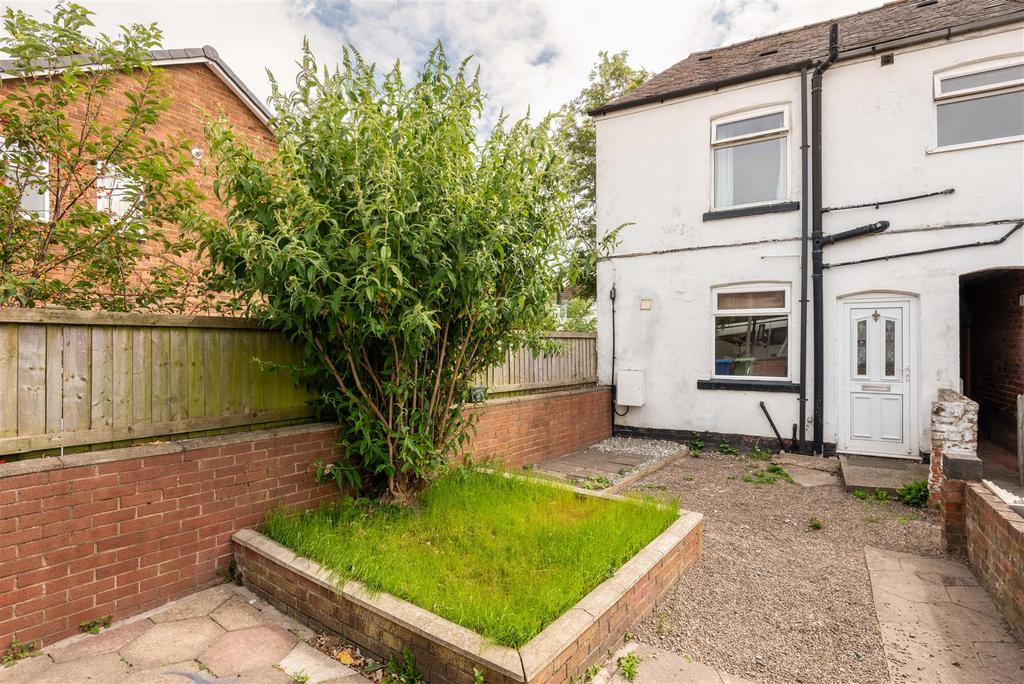 122 Manor Road-12.jpg