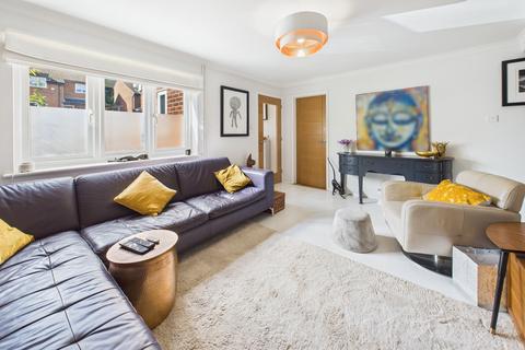 undefined, Cardy Road, Boxmoor, HP1