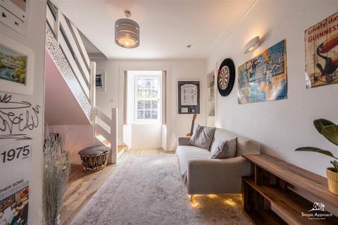 undefined, South William Street