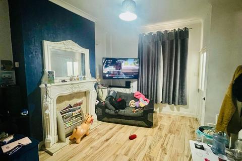 2 bedroom end of terrace house for sale, Turton Street, Warrington WA3