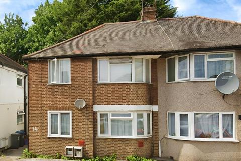 undefined, Runnymede, Colliers Wood SW19