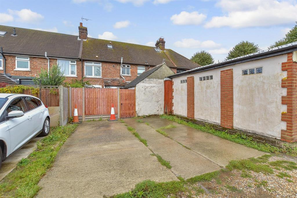 Driveway/Parking