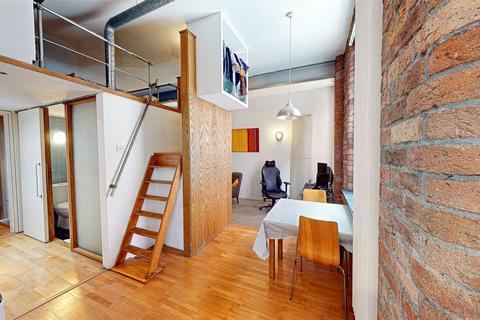 Sallys Yard, 9 Hulme Street M1