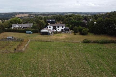 undefined, Chittlehamholt