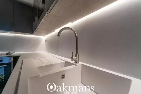 1 bedroom apartment to rent - View 5