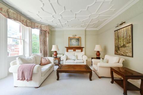 undefined, Ashley Gardens, Ambrosden Avenue, Victoria SW1W