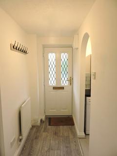 2 bedroom semi-detached house to rent, Hatfield Court, Ravenhill, Swansea