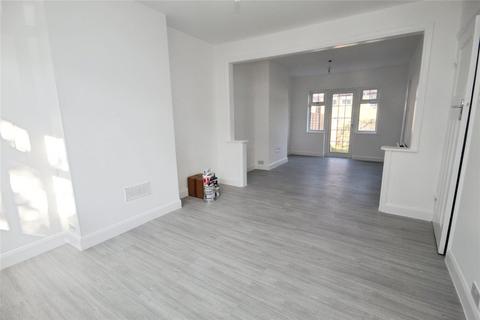 3 bedroom terraced house to rent, Waverley Road, London, SE25