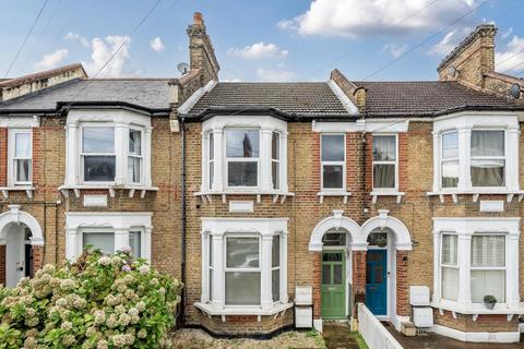 2 bedroom flat for sale, Farley Road, London, SE6 2AB