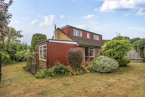 3 bedroom bungalow for sale, Flower Crescent, Ottershaw, KT16