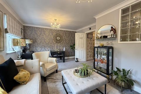 undefined, St. James Court, Swan Close, Blakedown
