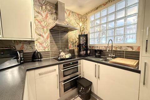 undefined, St. James Court, Swan Close, Blakedown