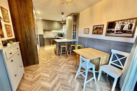 undefined, Fairway, Kingsley, Northampton NN2