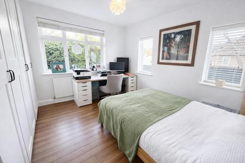 undefined, Fairway, Kingsley, Northampton NN2