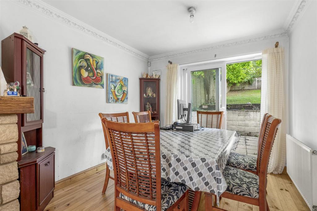 433 Micklefield Road, HP13 7 HZ-7.jpg