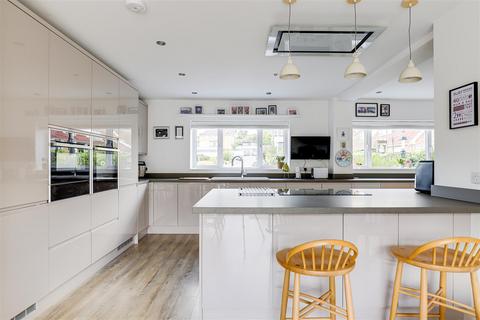 undefined, Broadmead, Burton Joyce NG14
