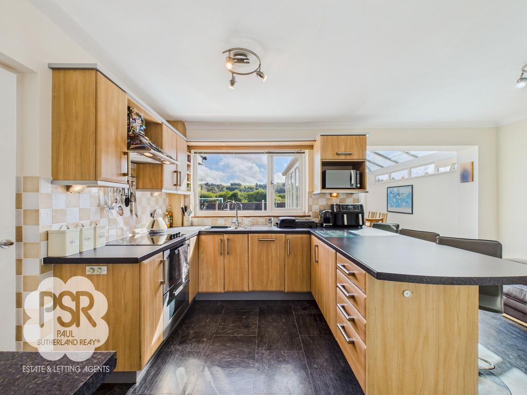 Kitchen Diner - Kitchen Area