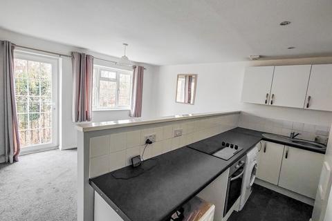 1 bedroom maisonette to rent, Wynford Place, Grosvenor Road, Belvedere, DA17