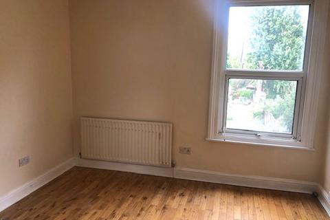 2 bedroom flat to rent, Harrow, HA1