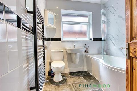 undefined, Longedge Lane, Chesterfield S42